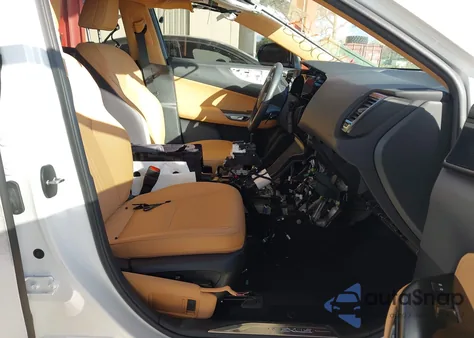 2025 Lexus Nx 250 z USA, uszkodzony, nr VIN JTJADCAZ5S2022152